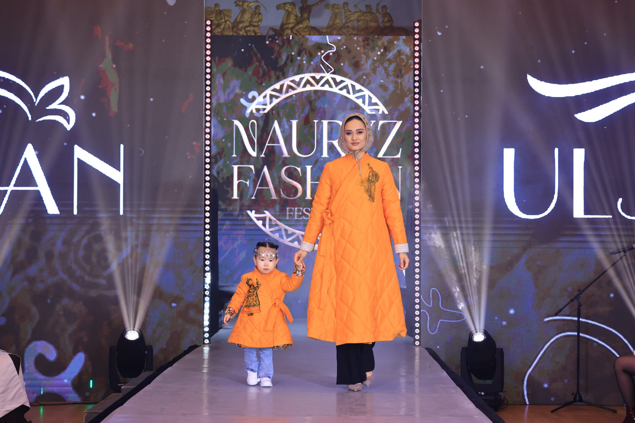 Колготкидегі порно видеоларды қараңыз