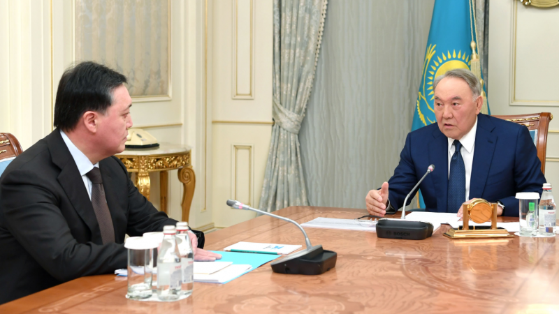 Нұрсұлтан Назарбаев Премьер-Министр Асқар Маминді қабылдады