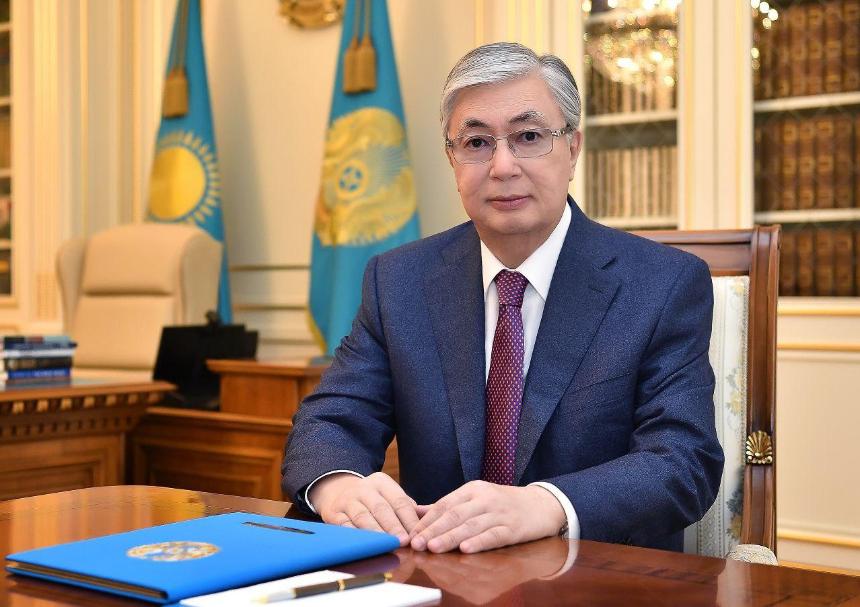 Мемлекет басшысы қазақстандықтарды Республика күнімен құттықтады