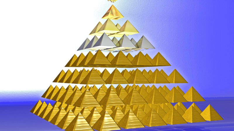 Қаржы пирамидасын ұйымдастырған қарағандылық азаматша 222 млн теңгеден астам шығын келтірген