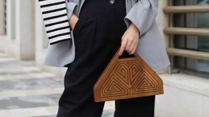 Киіз үй түрінде сөмке жасайтын қазақстандықтың жобасына Louis Vuitton қызығушылық танытты