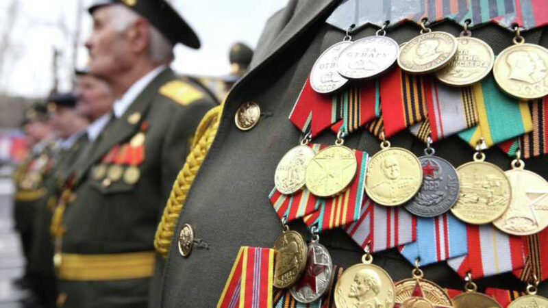 Қарағанды ардагерлері Жеңіс күні мерекесіне  1,5 млн теңгеден алды