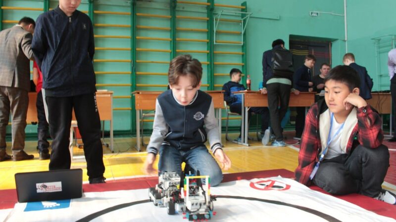 Қарағанды ​​облысының мектеп оқушылары робототехникадан республикалық чемпионатқа жолдама алды
