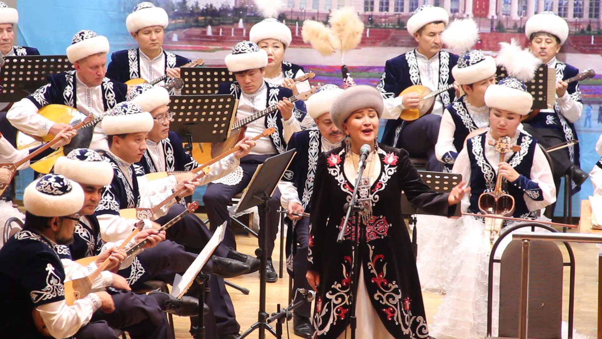 Казахский кюй. Кыргызский национальный оркестр. Казахстан музыкальное искусство. Музыкальная культура казахов. Музыкальное творчество казахского народа.